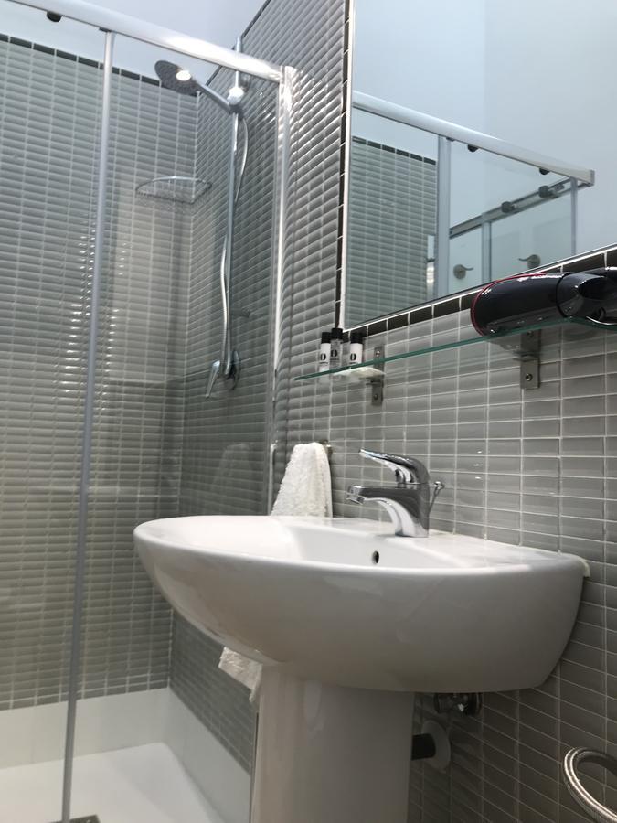 Adama Apartamento Turistico Caces Extérieur photo