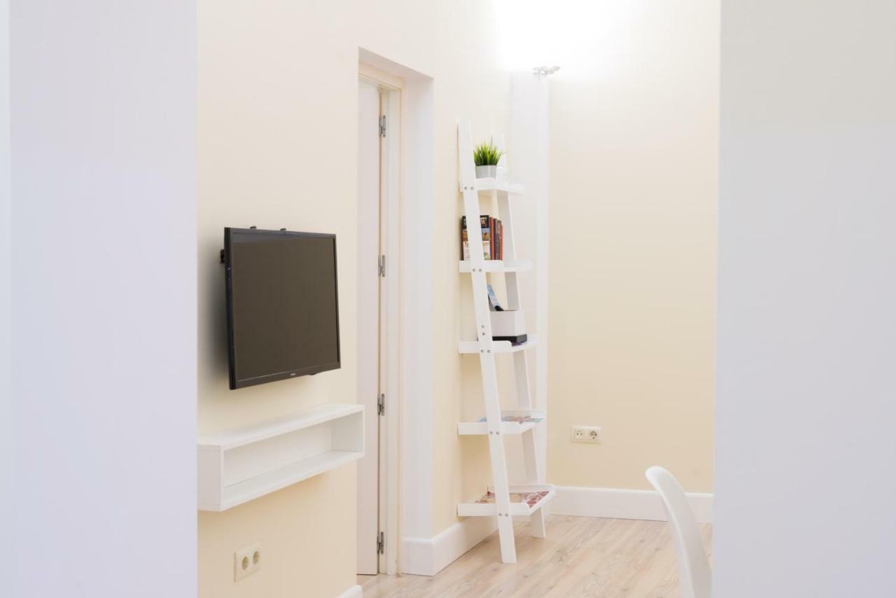 Adama Apartamento Turistico Caces Extérieur photo